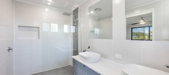 4 chambres Maison à Redridge, Australia No. 518 9