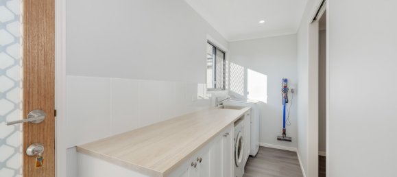 4 chambres Maison à Redridge, Australia No. 518 22