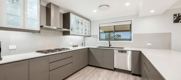 4 chambres Maison à Redridge, Australia No. 518 5