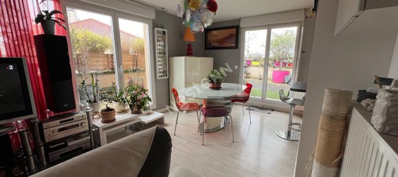 2 bedrooms Apartment in Neuilly-sur-Marne, France No. 189145 2