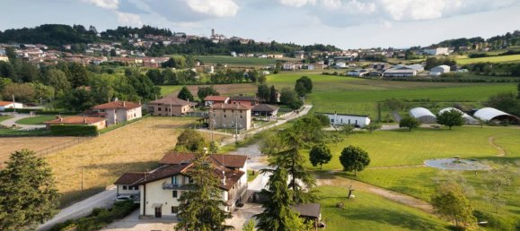 5غرفة عقار تجاري في Udine, Italy رقم 80628 20