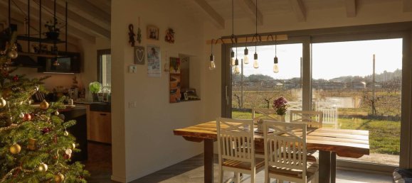 5غرفة عقار تجاري في Udine, Italy رقم 80628 6