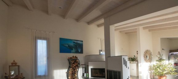 5غرفة عقار تجاري في Udine, Italy رقم 80628 5