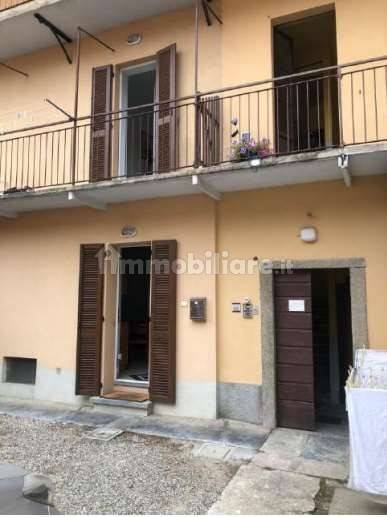 2 bedrooms Apartment in Gazzada Schianno, Italy No. 264410
