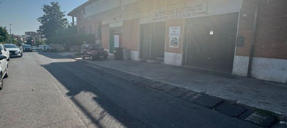 100m² Commercial property in Guidonia Montecelio, Italy No. 310604 2