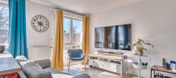 3 bedrooms Apartment in Neuilly-sur-Marne, France No. 110364 2