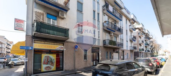 4 rooms Apartment in Vimodrone, Italy No. 54091 31