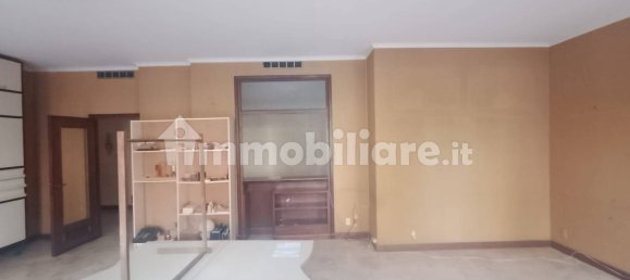 4 غرف نوم شقة في Piacenza, Italy رقم 197127 12