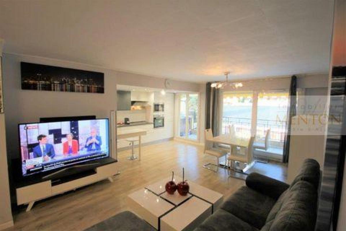 Кондоминиум  с 2 спальнями в Ментон, Франция № 13940