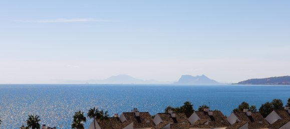 3 bedrooms Penthouse in Estepona, Spain No. 628 12