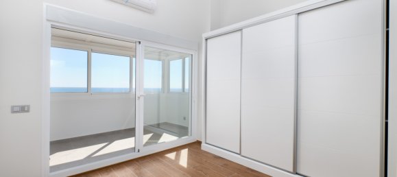 3 bedrooms Penthouse in Estepona, Spain No. 628 27