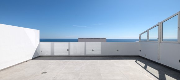 3 bedrooms Penthouse in Estepona, Spain No. 628 20