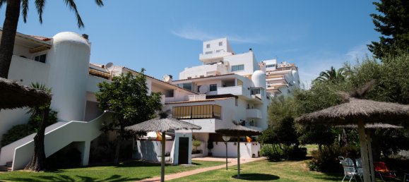 3 bedrooms Penthouse in Estepona, Spain No. 628 4