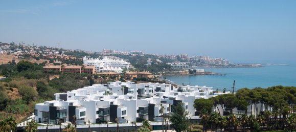 3 bedrooms Penthouse in Estepona, Spain No. 628 8