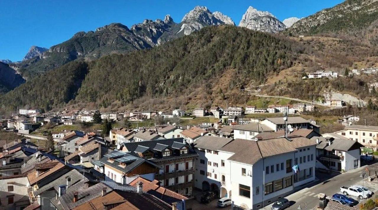 5-salle Villa à Pordenone, Italy No. 38525