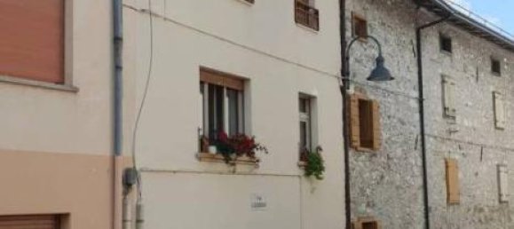 5-salle Villa à Pordenone, Italy No. 38525 3