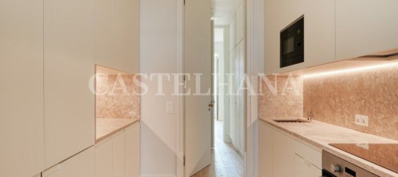 2 rooms Apartment in Lisbon, Portugal No. 12560 10