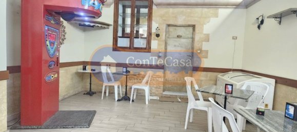 Propriété commerciale à Porto Torres, Italy 65m² No. 325759 2