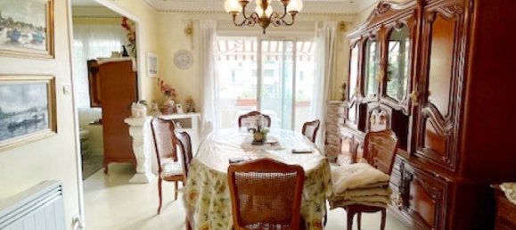 2 bedrooms Apartment in Toulon, France No. 335752 5