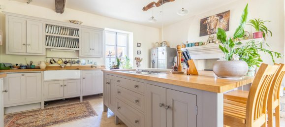  Castillos de 7 dormitorios en Chouze-sur-Loire, France No. 71438 2