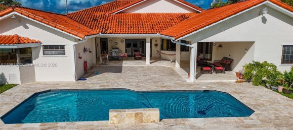 5 dormitorios villa en venta en Miami, Miami-Dade, Florida, USA № 615766 8