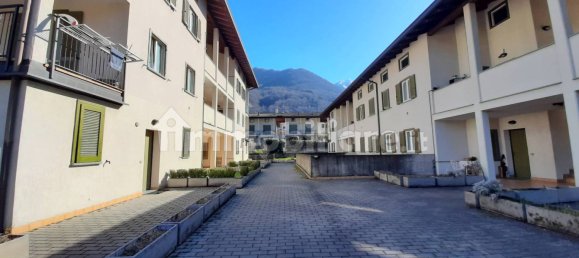 3 bedrooms Apartment in Introbio, Italy No. 297233 3