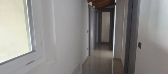 3 bedrooms Apartment in Introbio, Italy No. 297233 18