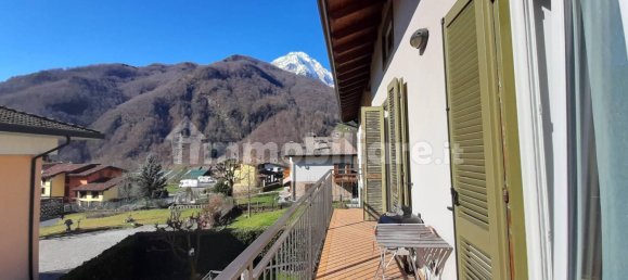 3 bedrooms Apartment in Introbio, Italy No. 297233 5