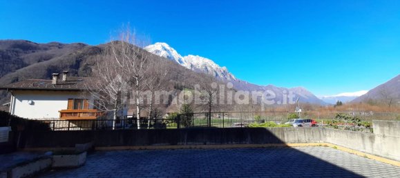 3 bedrooms Apartment in Introbio, Italy No. 297233 2