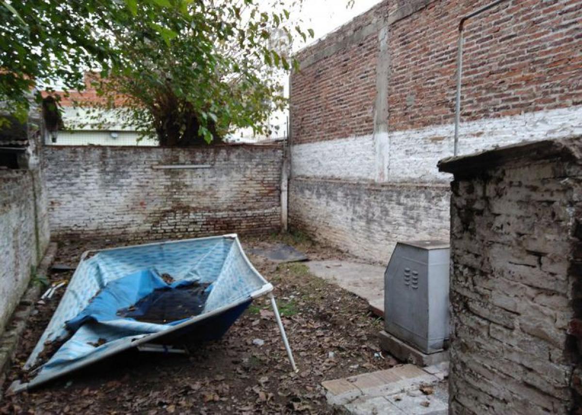 Studio in Tres de Febrero, Argentina No. 63616