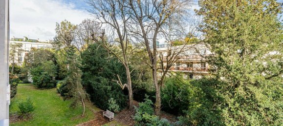 4 bedrooms Castles in Neuilly-sur-Seine, France No. 169403 2