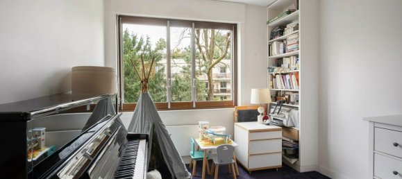 4 bedrooms Castles in Neuilly-sur-Seine, France No. 169403 14