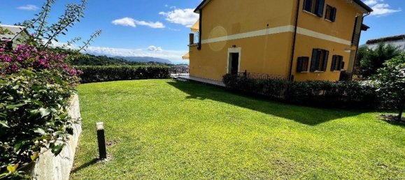 4 bedrooms House in La Spezia, Italy No. 331784 2