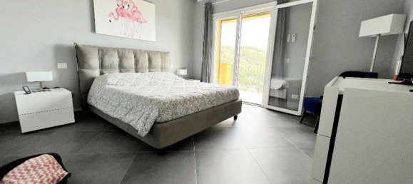 4 bedrooms House in La Spezia, Italy No. 331784 28