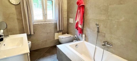 4 bedrooms House in La Spezia, Italy No. 331784 30