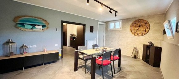 4 bedrooms House in La Spezia, Italy No. 331784 12