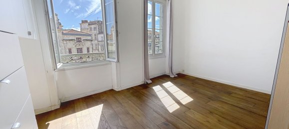 Квартира с 3 комнатами в Ла-Рошель, Франция № 338097 6