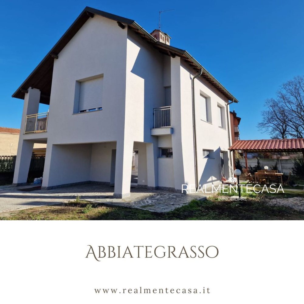 4-salle Villa à Abbiategrasso, Italy No. 314192
