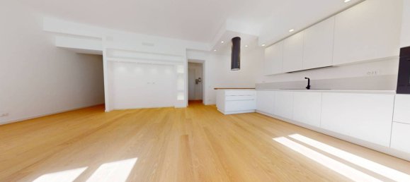 Apartamento de 3 dormitorios en Trieste, Italy No. 38474 4