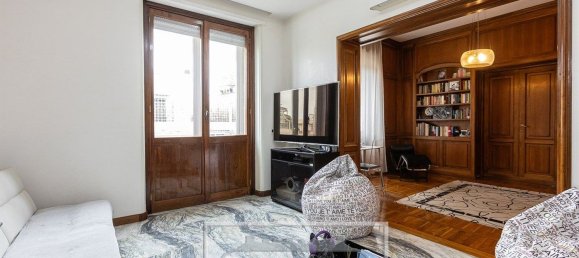 10 bedrooms Apartment in Rome, Italy No. 312737 16