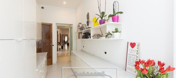 10 bedrooms Apartment in Rome, Italy No. 312737 24