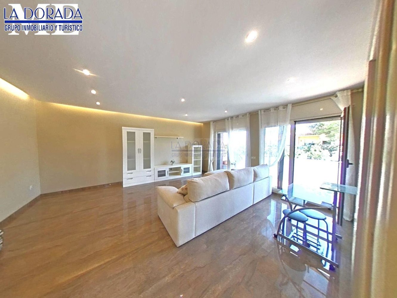 2 bedrooms Penthouse in Mont-roig del Camp, Spain No. 250922