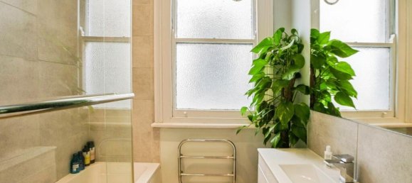 3 bedrooms House in Purley, United Kingdom No. 8059 6