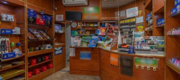 Propriété commerciale à Rome, Italy 24m² No. 220139 14