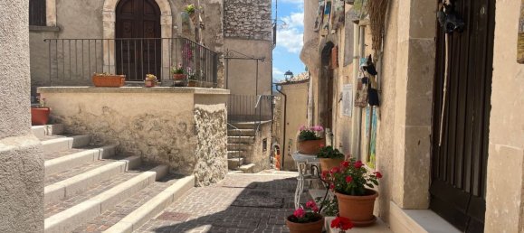 2 rooms Apartment in Castel del Monte, Italy No. 292505 10