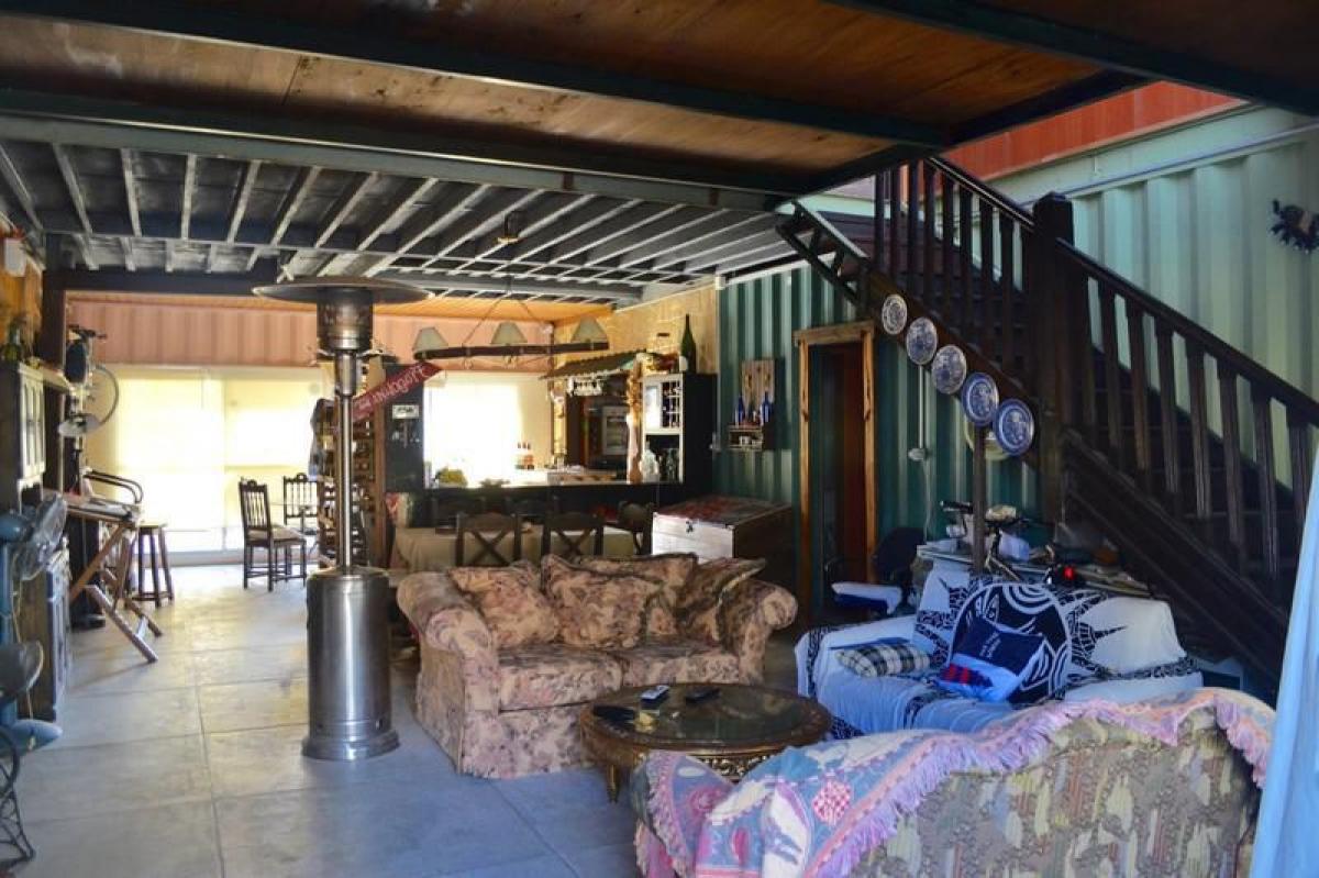 Casa de 4 dormitorios en Maldonado, Uruguay No. 4442