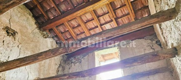 4 Schlafzimmer Haus in Montegrino Valtravaglia, Italy, Nr. 347558 6