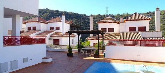 Дом с 3 спальнями в Гранада, Испания № 180182 2