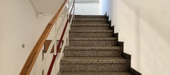 Квартира с 3 комнатами в Гельзенкирхен, Германия № 69279 3