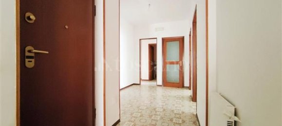 7غرفة شقة في Palermo, Italy رقم 52236 16